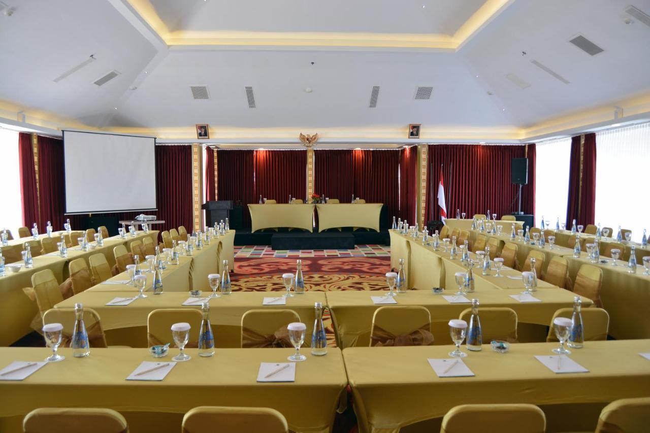 Kj Hotel Yogyakarta Ngoại thất bức ảnh