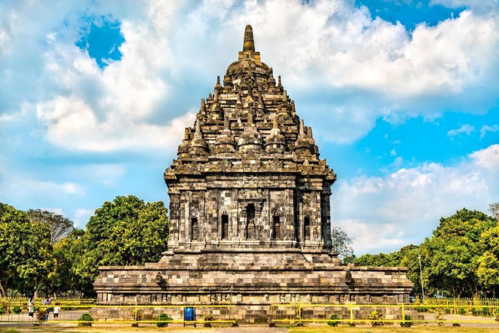 Kj Hotel Yogyakarta Ngoại thất bức ảnh