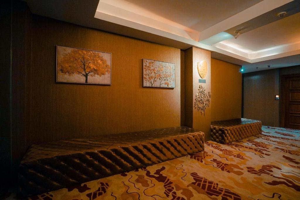Kj Hotel Yogyakarta Ngoại thất bức ảnh