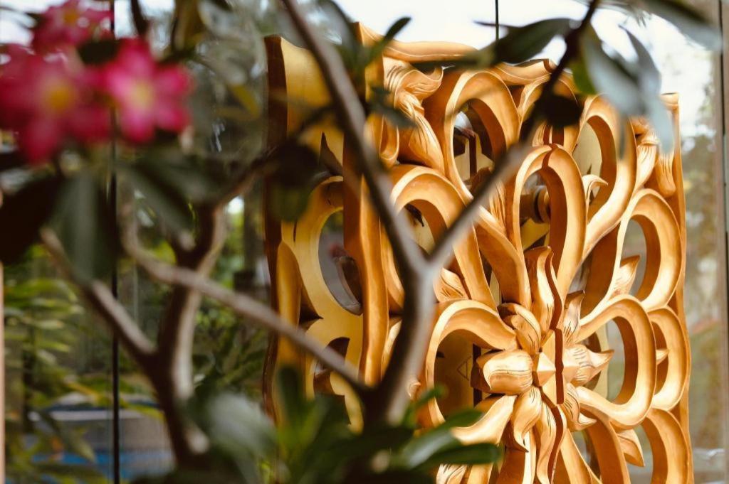 Kj Hotel Yogyakarta Ngoại thất bức ảnh