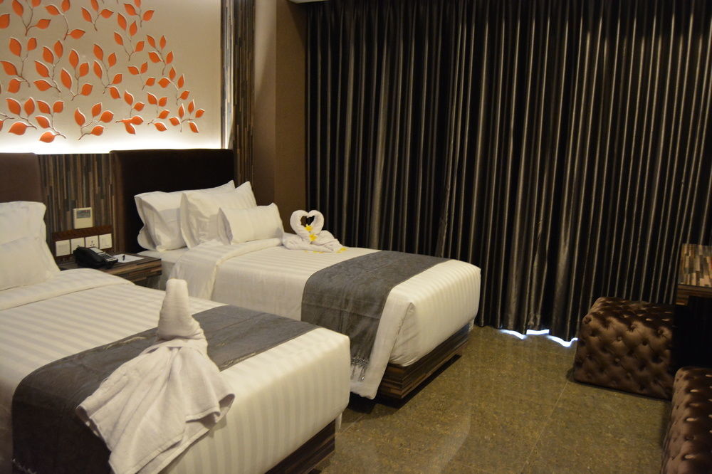 Kj Hotel Yogyakarta Ngoại thất bức ảnh