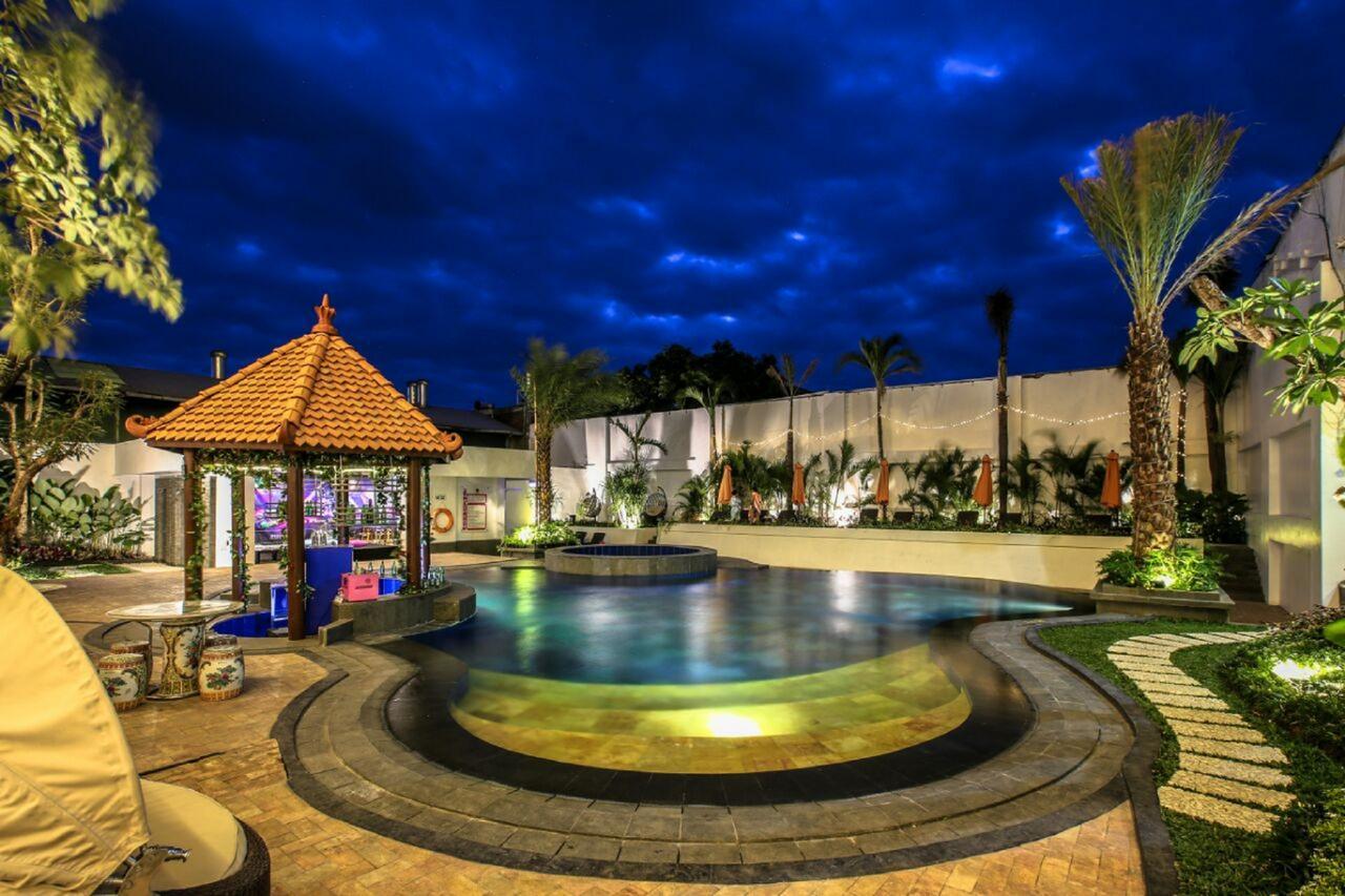 Kj Hotel Yogyakarta Ngoại thất bức ảnh